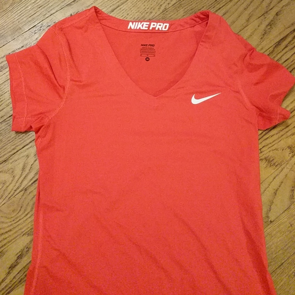 Nike Pro shirt medium